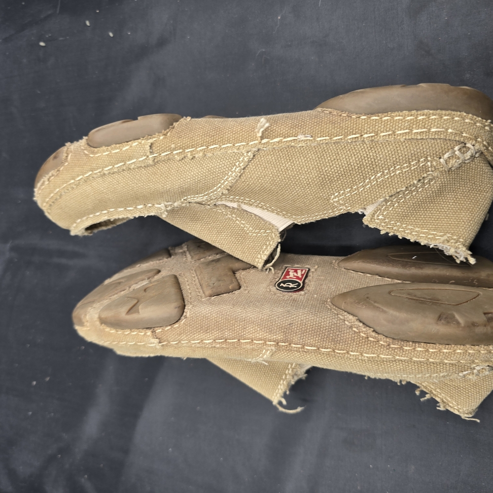 Justin Boots Tan Moccasins Suede Rugged